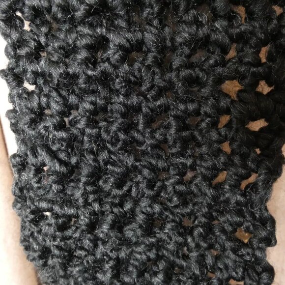 Black Scarf 91x5 Long Goth Chunky Handmade Crochet Hand Knit Unisex Retro NWT - Picture 4 of 9